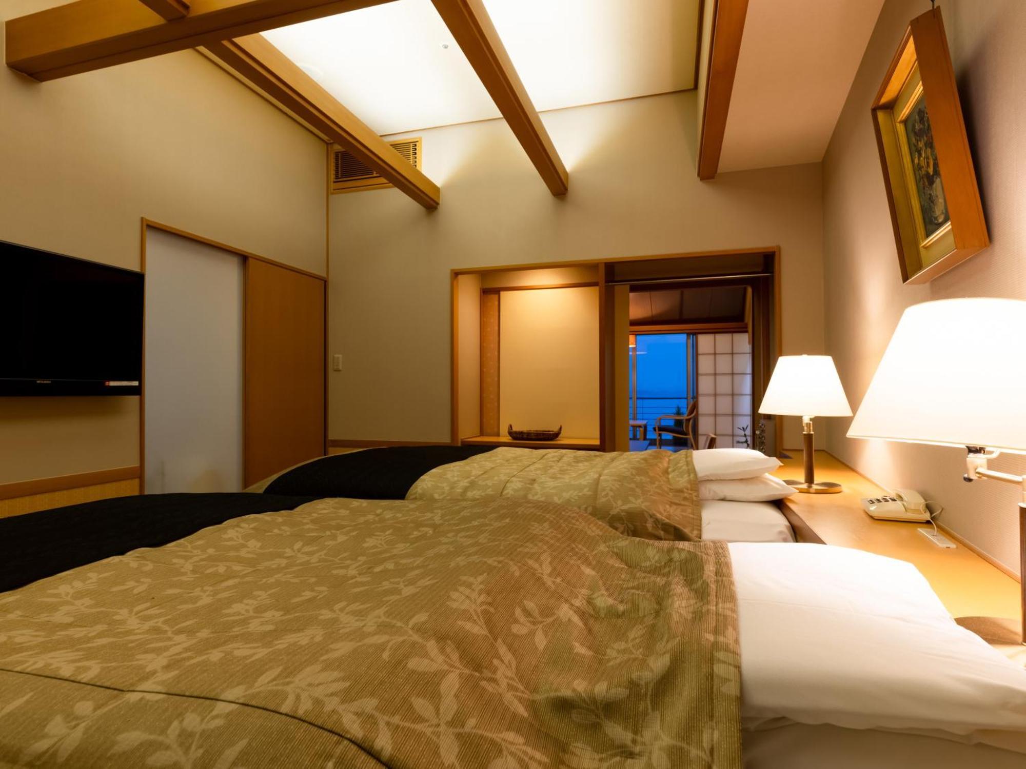 Apa Hotel & Resort Kaga Katayamazu Onsen Kasuikyo Eksteriør bilde