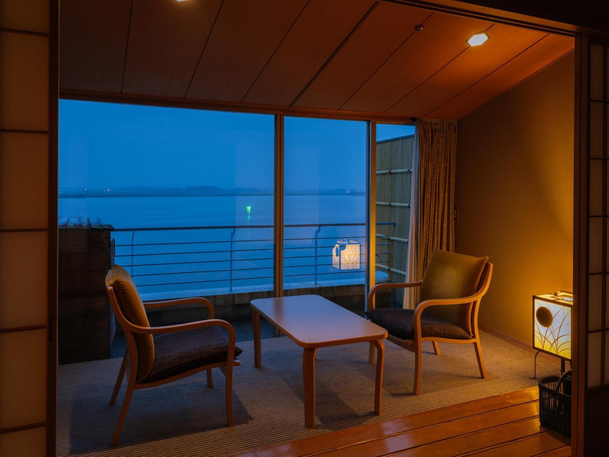 Apa Hotel & Resort Kaga Katayamazu Onsen Kasuikyo Eksteriør bilde