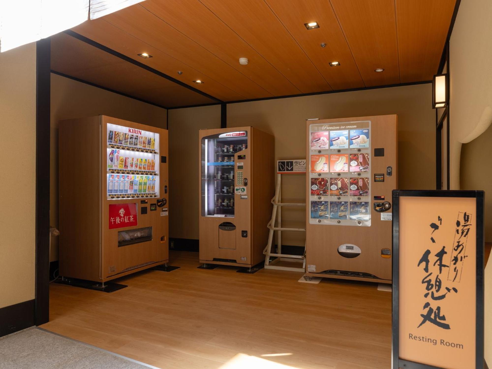 Apa Hotel & Resort Kaga Katayamazu Onsen Kasuikyo Eksteriør bilde